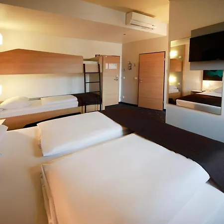 Hotel B&B Hotel Jena 3*