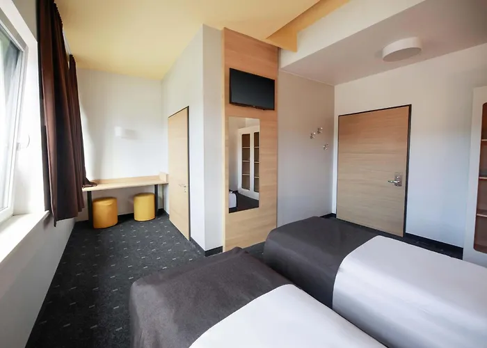 Hotel B&B Hotel Jena 3*